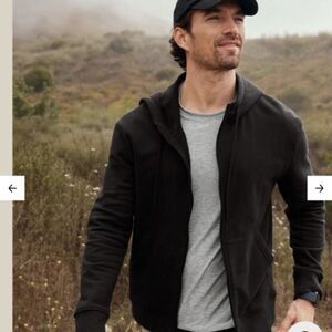 Beyond Yoga Men’s Large Every Body Zip Front Hoodie